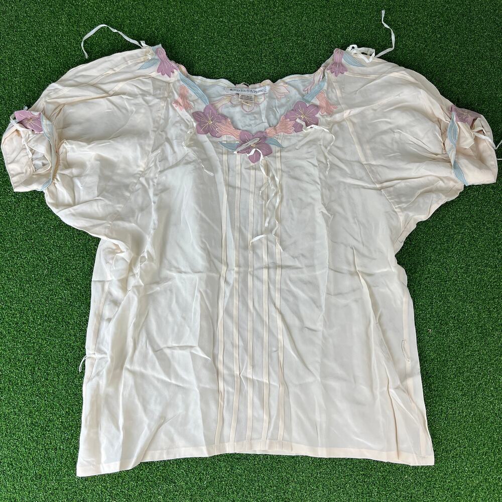 Vintage Mercedes & Adrienne Silk Embroidered Floral Peasant Blouse Sz 10